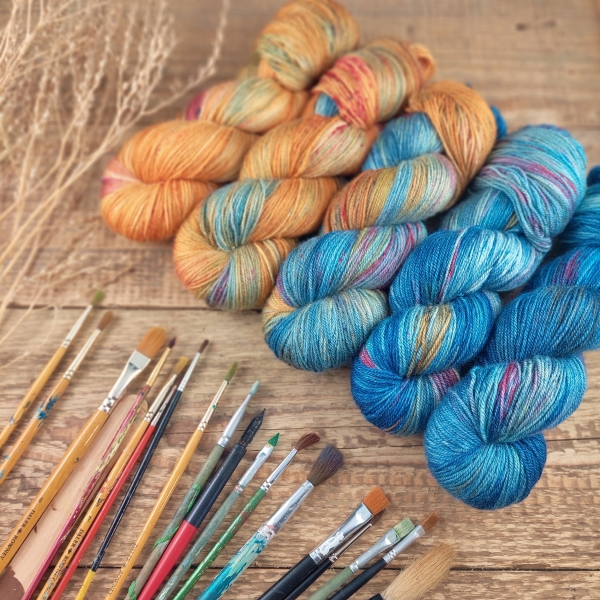 Sandro fade yarn set, hand dyed merino Woolento