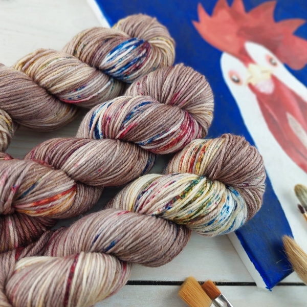 KAROL jemná ponožková merino vlna na pletenie 8-ply ručne farbená Woolento hnedá